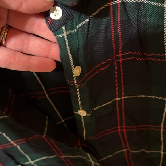 Nothing says Christmas like a Ralph Lauren Christmas plaid button down. - Picture 3 of 4